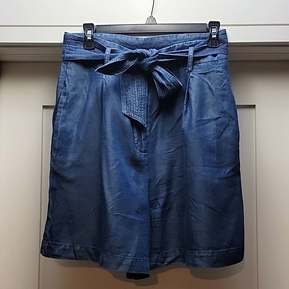 Super soft chambray shorts, Massimo Dutti, size 8